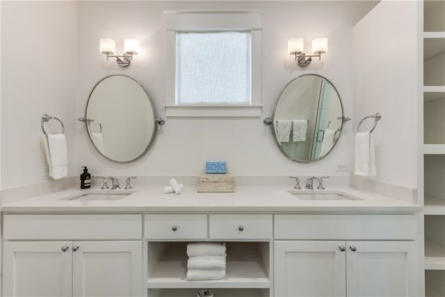 709 Sunrise Ave, Port Aransas, TX 78373