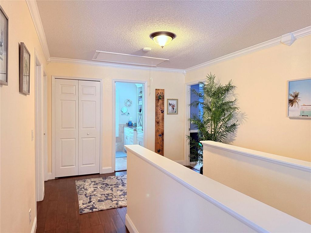Image 17 of property listing at 1409 SUNNINGDALE WAY, Orlando, FL 32828