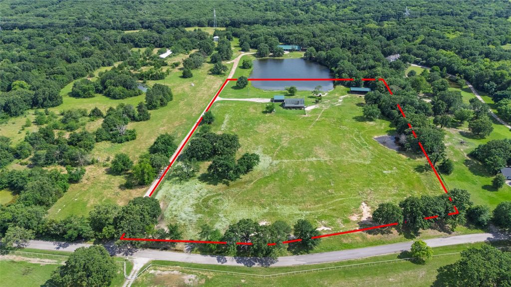 2761 County Road 3514, Greenville, TX 75402