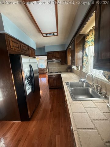 474 Third Street, Madison, WV 25130