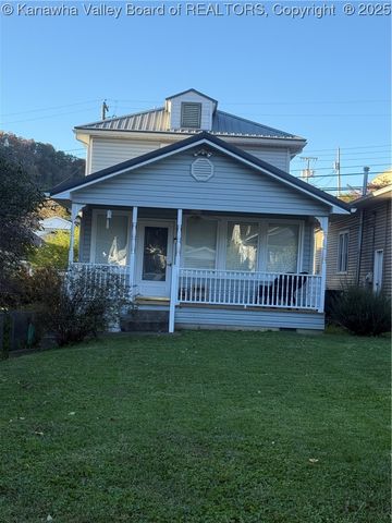 474 Third Street, Madison, WV 25130