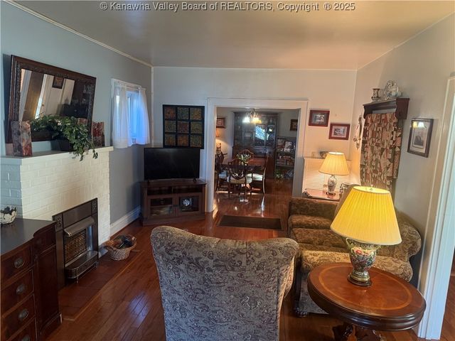 474 Third Street, Madison, WV 25130