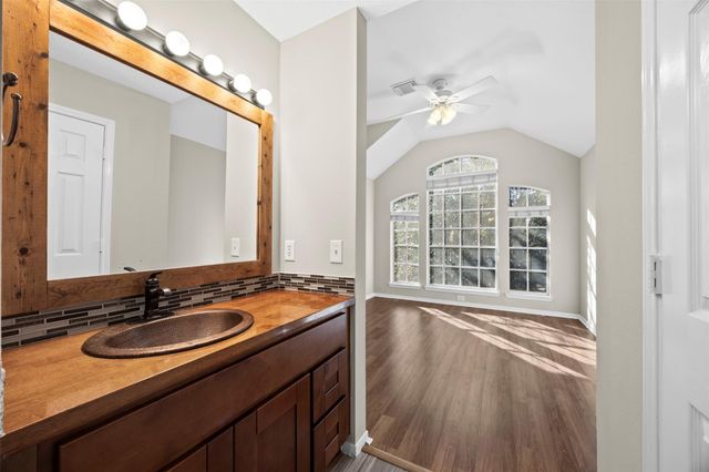 11118 Sprucedale Court, Houston, TX 77070