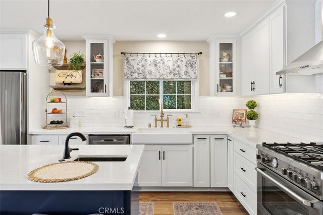 22344 Whirlaway Court, Canyon Lake, CA 92587