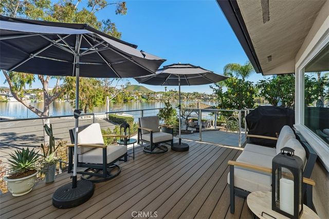 22344 Whirlaway Court, Canyon Lake, CA 92587