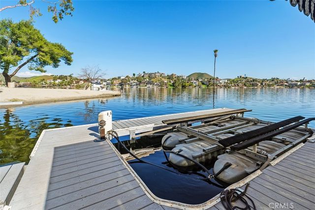 22344 Whirlaway Court, Canyon Lake, CA 92587