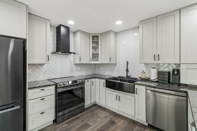 2442 SAGEMONT DRIVE, Brandon, FL 33511