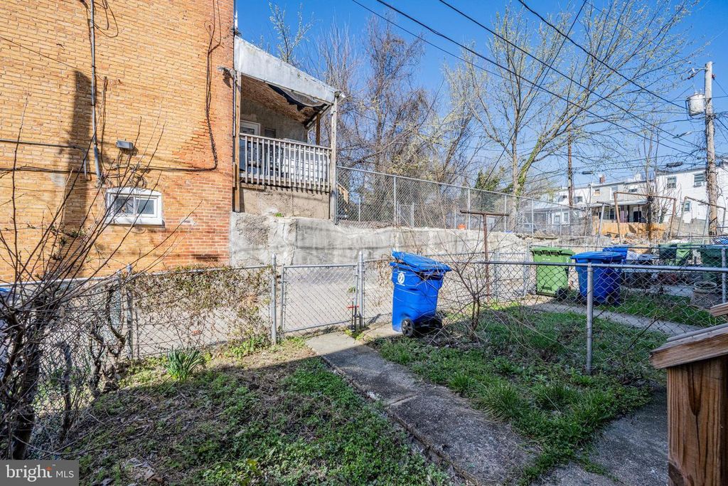 Image 20 of property listing at 2730 BAKER ST, Baltimore, MD 21216