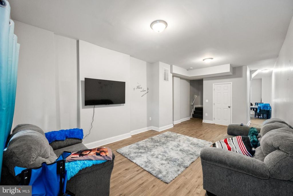 Image 4 of property listing at 2730 BAKER ST, Baltimore, MD 21216