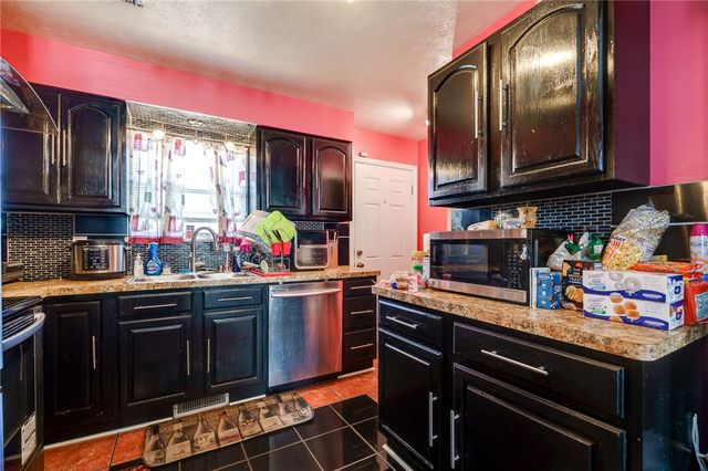 29 Forest Glen Avenue, Dayton, OH 45405