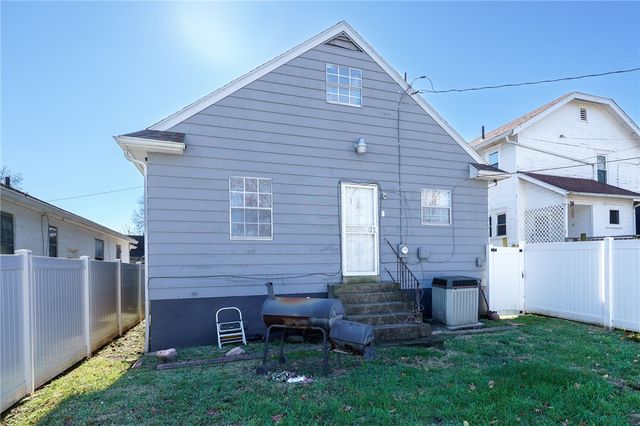 29 Forest Glen Avenue, Dayton, OH 45405
