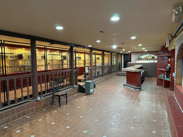 737 N LaSalle Street, Chicago, IL 60654