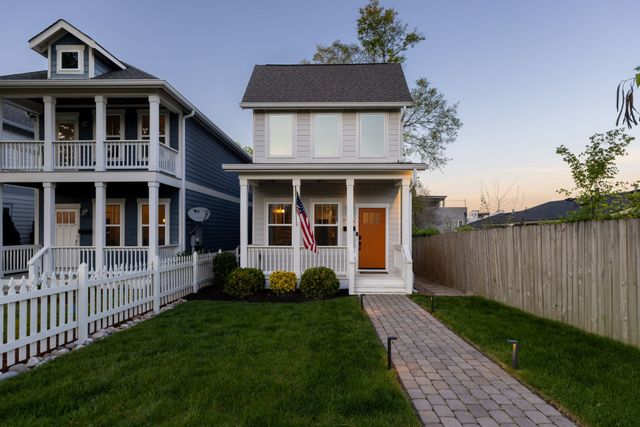 1708A 7th Ave, N, Nashville, TN 37208