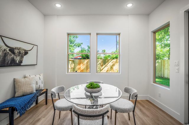 4201 Oats St A, Houston, TX 77020