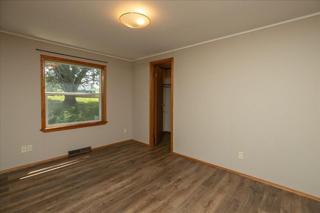 7300 30th Street SE, Eyota, MN 55934
