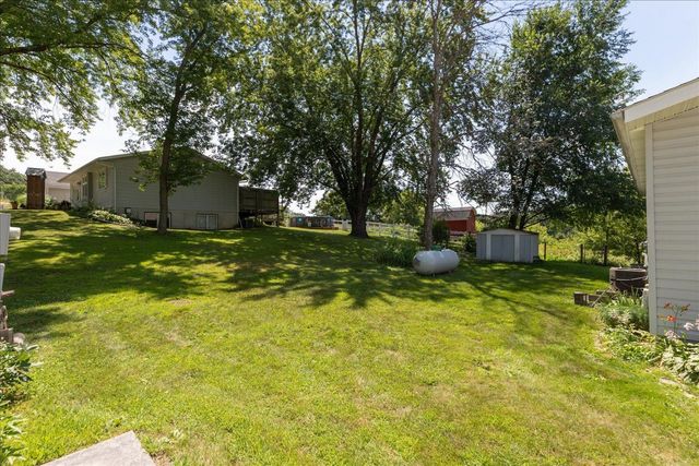 7300 30th Street SE, Eyota, MN 55934