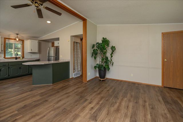 7300 30th Street SE, Eyota, MN 55934