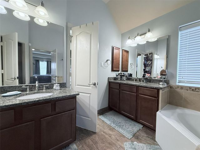 14806 Golden Hawk Trail, Cypress, TX 77433