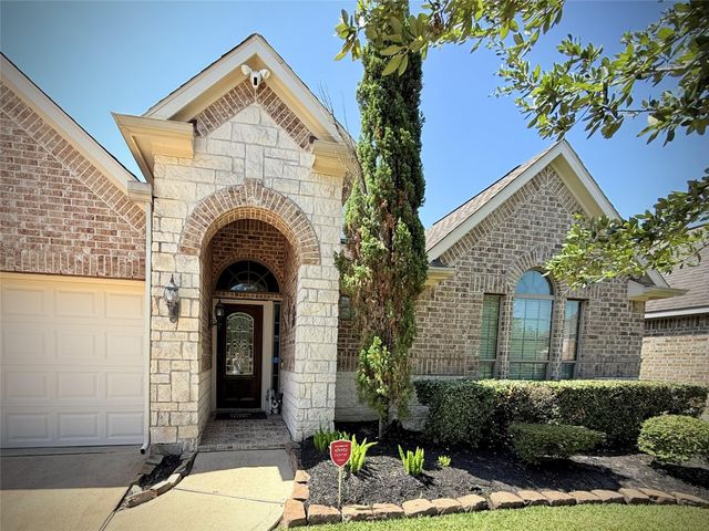 14806 Golden Hawk Trail, Cypress, TX 77433