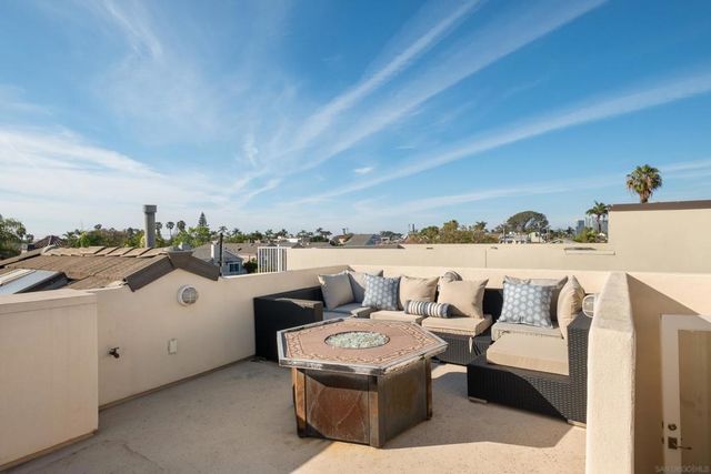 438 H, Coronado, CA 92118