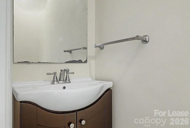 2917 Liddington Road, Matthews, NC 28105