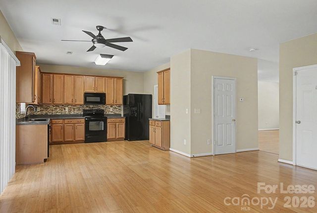 2917 Liddington Road, Matthews, NC 28105