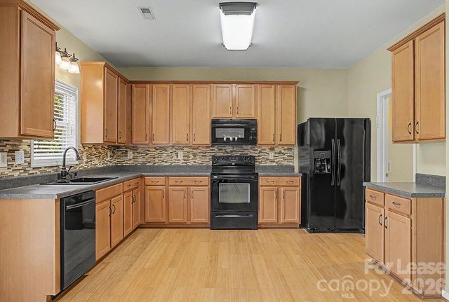 2917 Liddington Road, Matthews, NC 28105