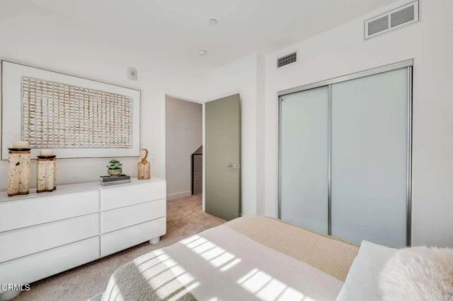 239 S Marengo Avenue 102, Pasadena, CA 91101