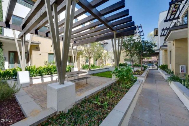 239 S Marengo Avenue 102, Pasadena, CA 91101