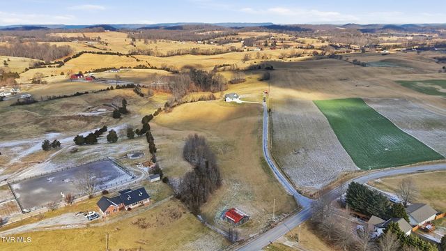 301 Painter Road, Fall Branch, TN 37656