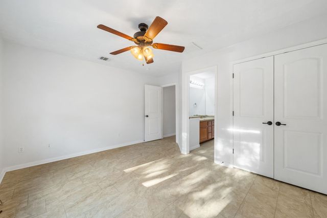 4203 Hillside DR, Lago Vista, TX 78645