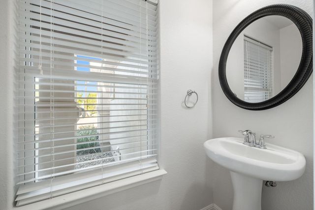 4203 Hillside DR, Lago Vista, TX 78645