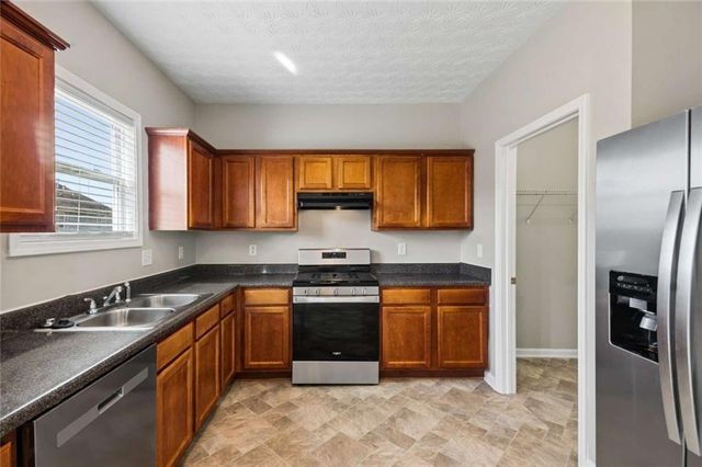 11611 Kades Trail, Hampton, GA 30228