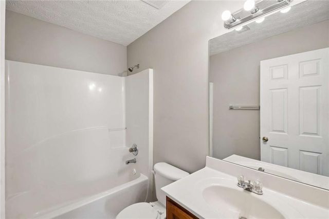 11611 Kades Trail, Hampton, GA 30228