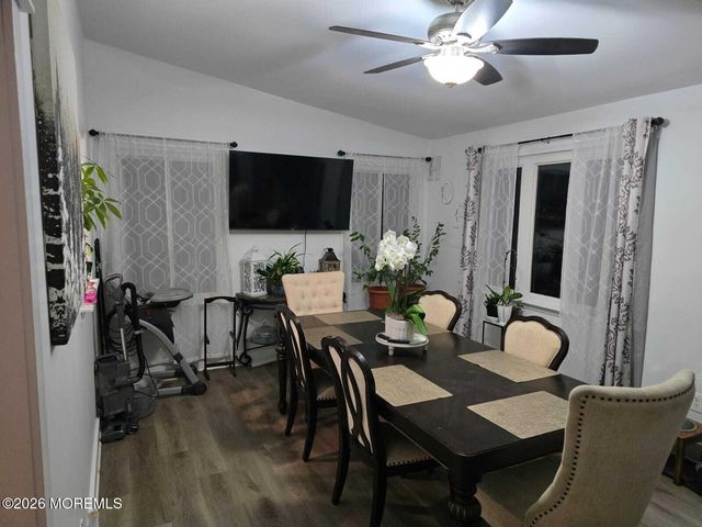 616 Broadway Boulevard, Manchester, NJ 08759