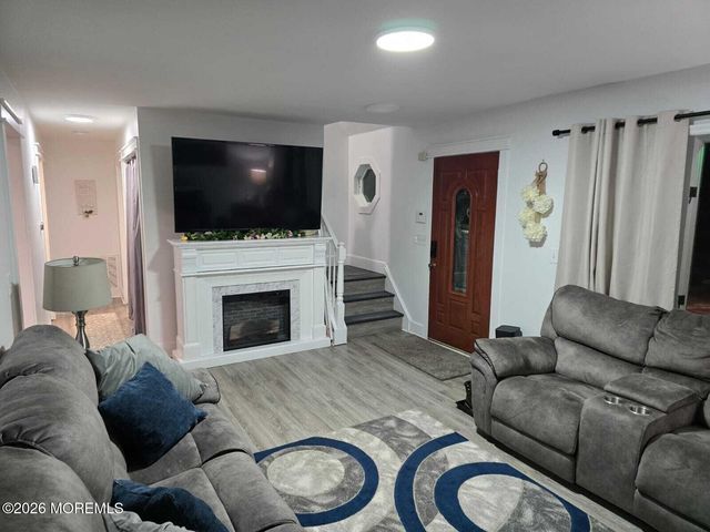 616 Broadway Boulevard, Manchester, NJ 08759