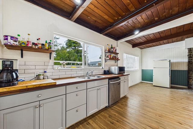 3875 Spring Street, Eureka, CA 95503