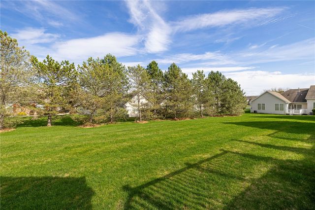 62 Onyx Drive, Perinton, NY 14526