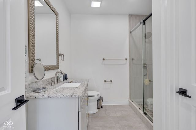 3687 W 121st, Zionsville, IN 46077