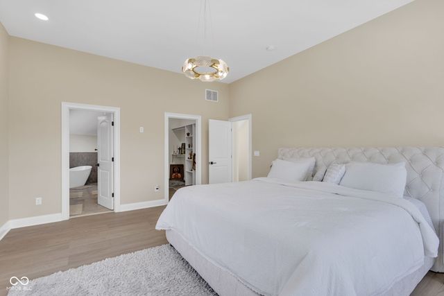 3687 W 121st, Zionsville, IN 46077