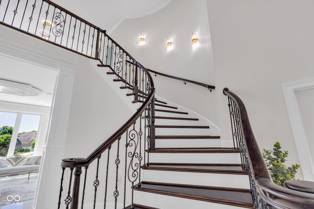 3687 W 121st, Zionsville, IN 46077
