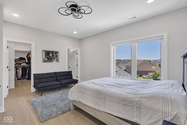 3687 W 121st, Zionsville, IN 46077