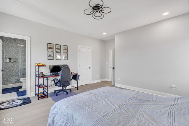 3687 W 121st, Zionsville, IN 46077