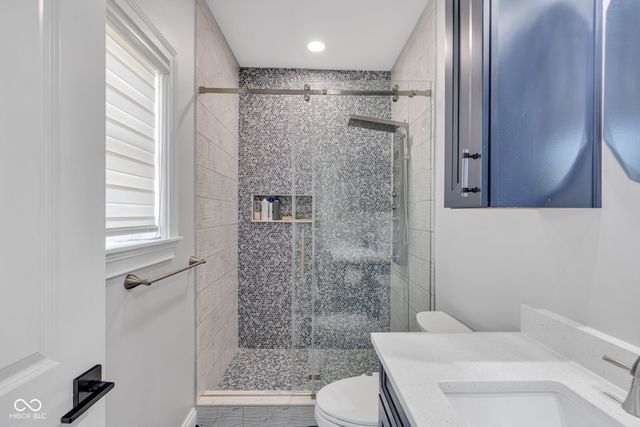 3687 W 121st, Zionsville, IN 46077