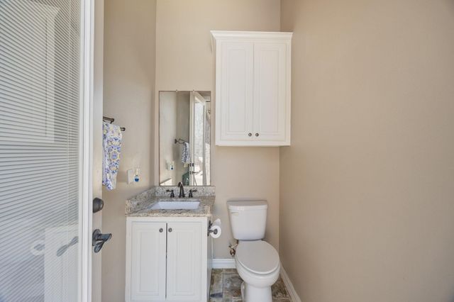 6 Waters Edge Court, Heath, TX 75032