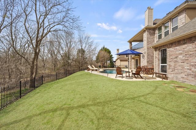 6 Waters Edge Court, Heath, TX 75032