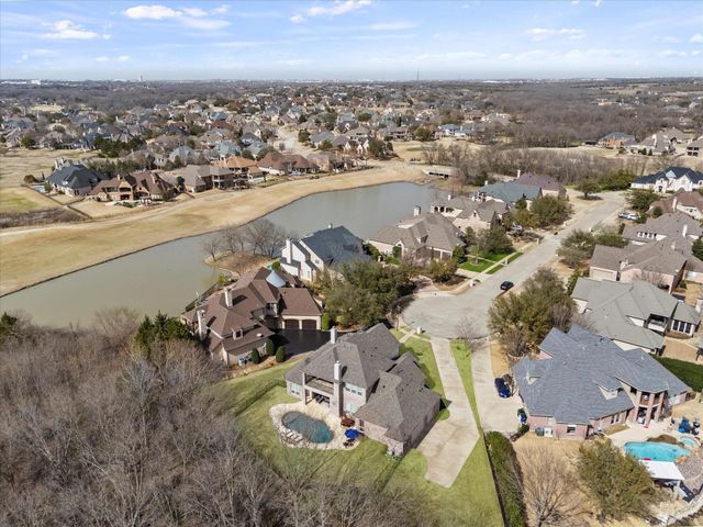 6 Waters Edge Court, Heath, TX 75032