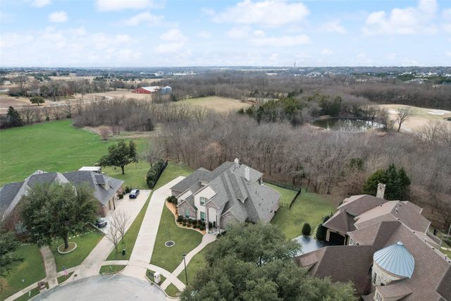 6 Waters Edge Court, Heath, TX 75032