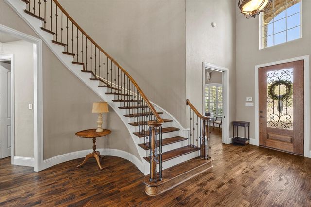 6 Waters Edge Court, Heath, TX 75032