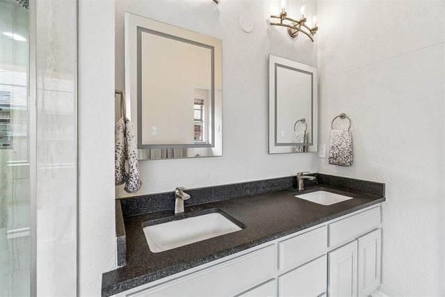 18113 Laurel Oak Drive, Edmond, OK 73012